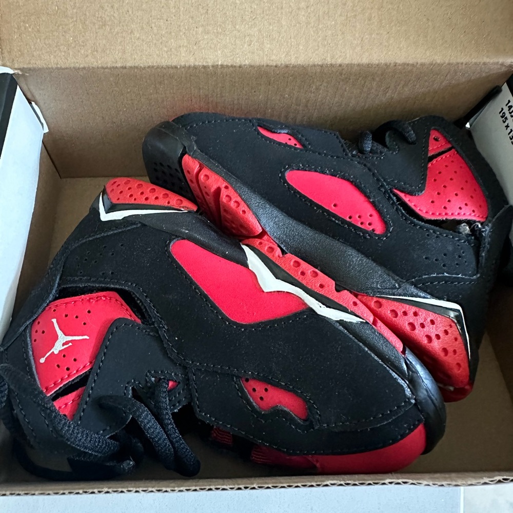 NEW! Jordan True Flight (TD)